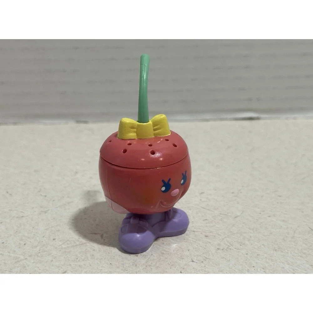 Vtg 1988 Cherry Merry Muffin Cherry Sweet Sugar Shaker Doll Friend Accessory